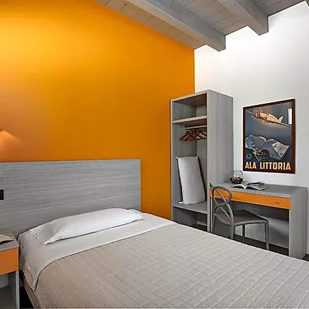 Hotel Caffe Maya Moltrasio