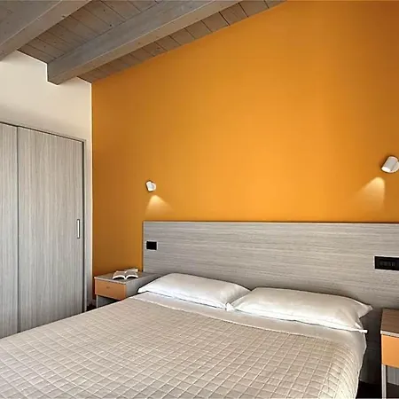 Caffe Maya Hotel 4*